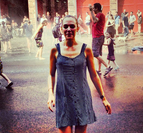 ჰიურემ სულთანი ზაფხულის სიცხისგან სახანძრო მანქანამ იხსნა Rating